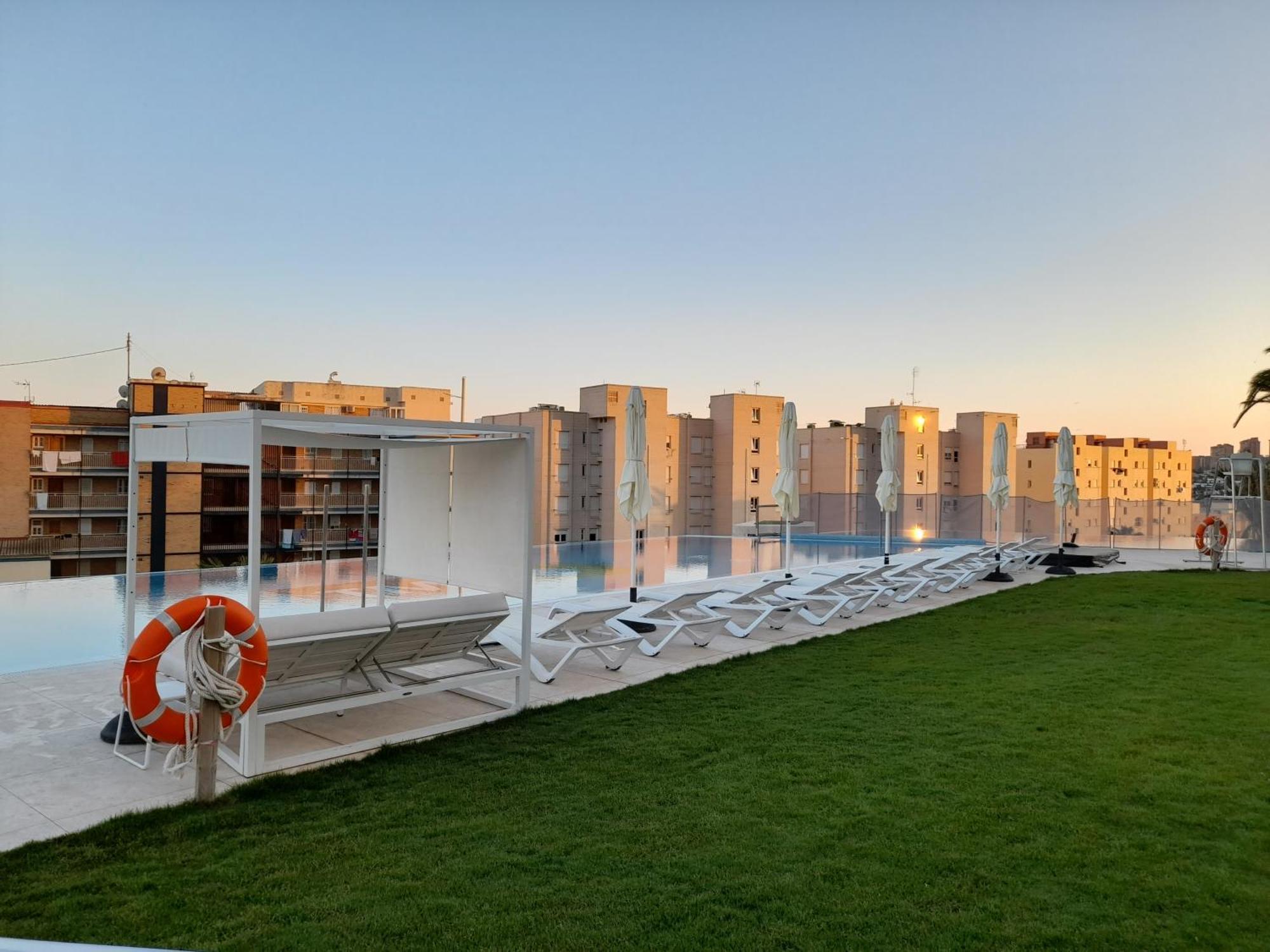 Sunset Cliffs Sea View Apartments 14 Floor Benidorm Eksteriør billede