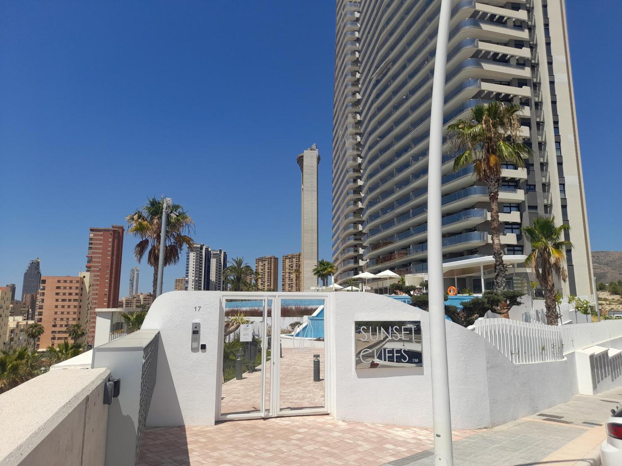 Sunset Cliffs Sea View Apartments 14 Floor Benidorm Eksteriør billede