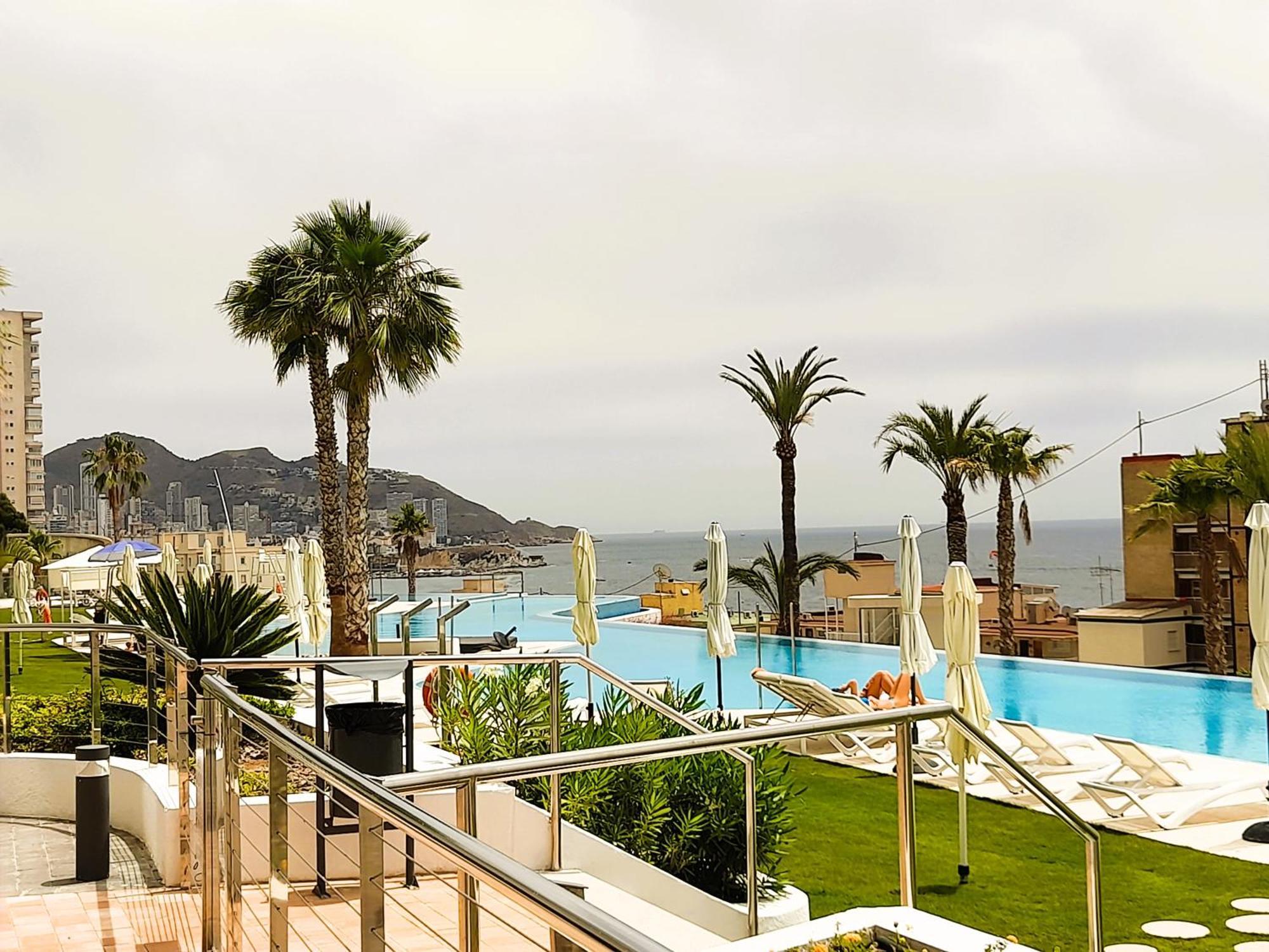 Sunset Cliffs Sea View Apartments 14 Floor Benidorm Eksteriør billede